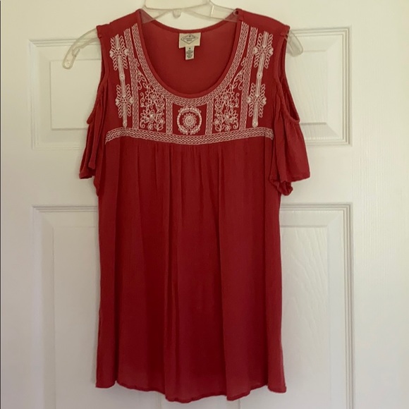 St John’s Bay ladies Top M 100 💯 rayon - Picture 1 of 5